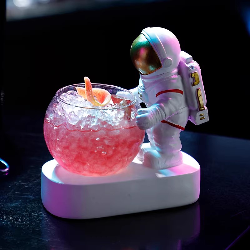 Wine Beer Mixed Drinks - แก้วเครื่องดื่มเรืองแสงดีไซน์นักบินอวกาศสุดสร้างสรรค์ ขนาด 250 มล. สำหรับน้ำผลไม้ เบียร์